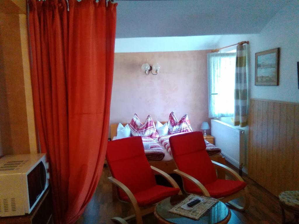 Pension Otevek Trhové Sviny 외부 사진
